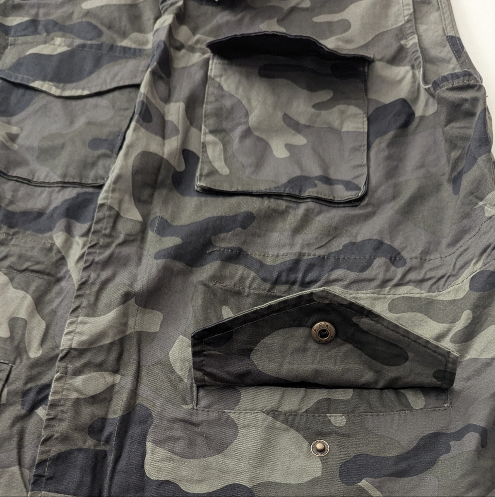 Love Tree Camo Vest Size Large NWT - Picture 10 of 14